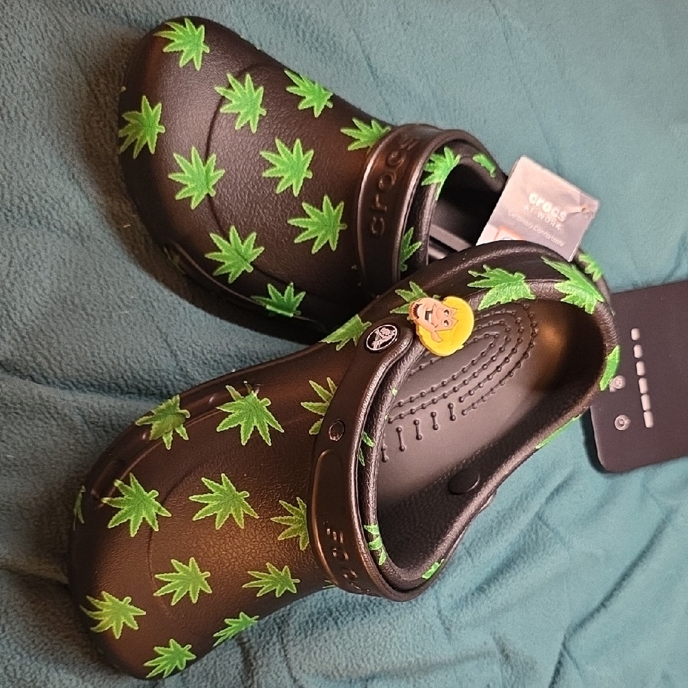 CROCS Black Clogs with Green Leaf Design - Picture 9 of 9